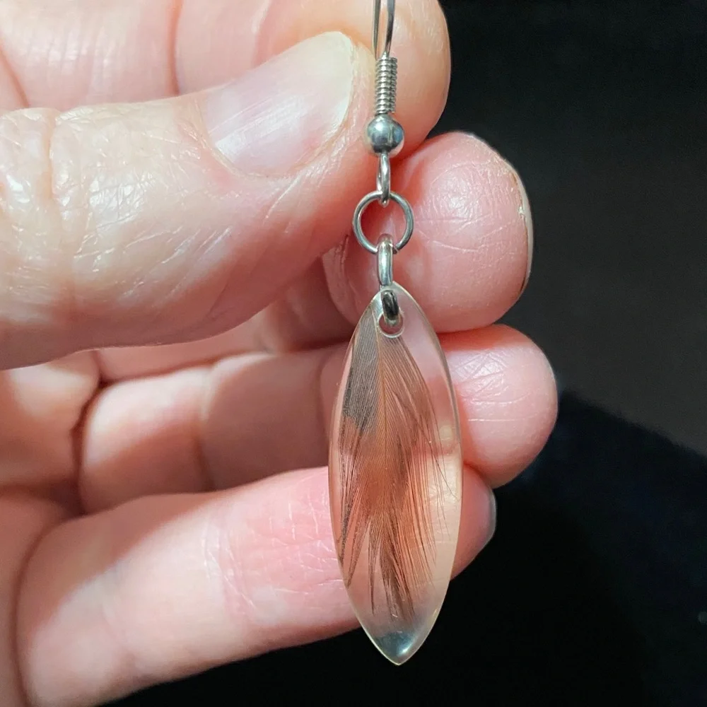 Elegant vintage Silver hook and feather acrylic Earrings